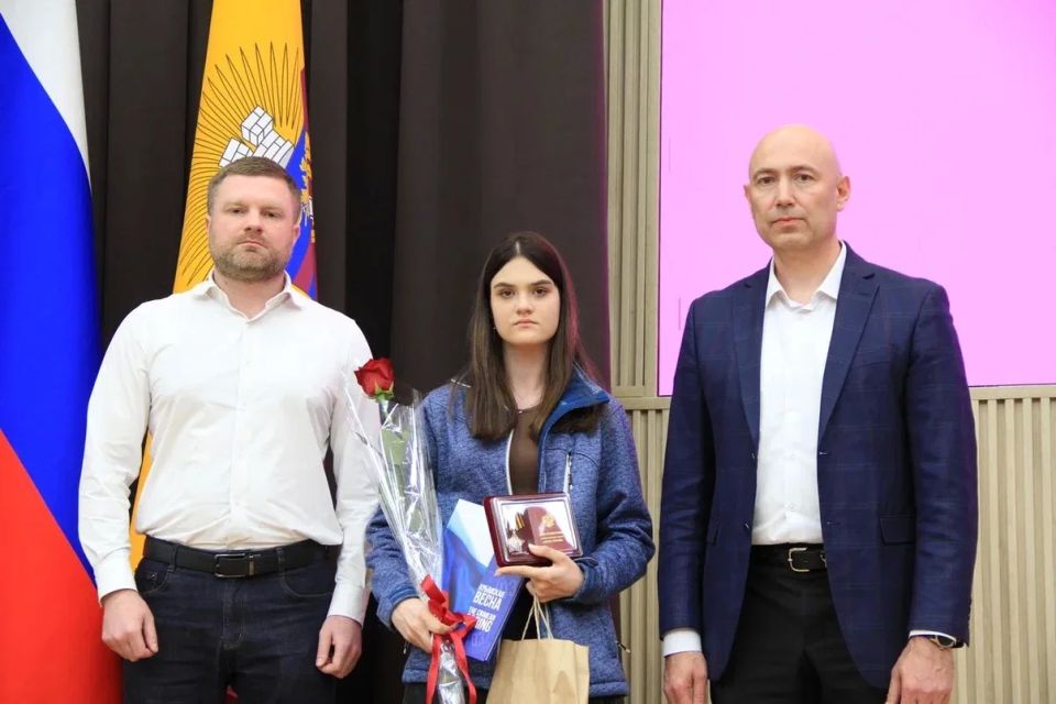 Константин Шимановский: Проект «Дети Героев» в Ялте! Чужих детей не бывает! И наша задача поддержать семьи участников Специальной военной операции, отдавших свои жизни во имя Родины Константин Шимановский: Проект «Дети Героев» в Ялте! Чужих детей не бывает! И наша задача поддержать семьи участников Специальной военной операции, отдавших свои жизни во имя Родины