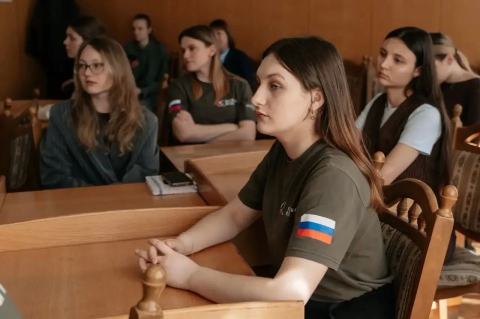Возможности для молодёжи Крыма — уже сегодня Возможности для молодёжи Крыма — уже сегодня