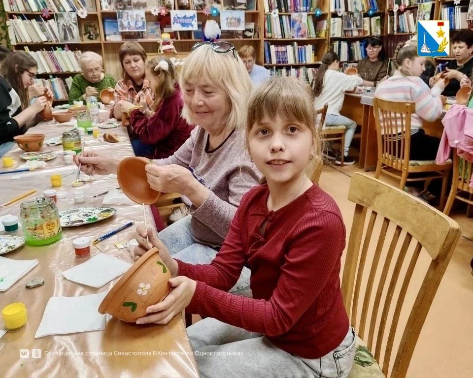 Более семи тысяч севастопольцев посетили «Библионочь» в городских и сельских библиотеках Более семи тысяч севастопольцев посетили «Библионочь» в городских и сельских библиотеках