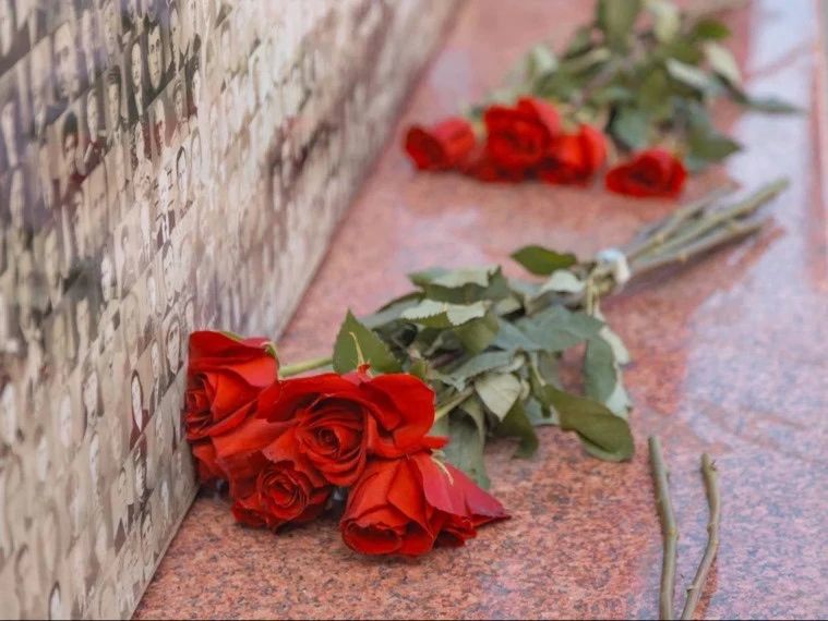 Участники автопробега, который проходит в рамках акции "Знамя Победы", посетили Пятигорск Участники автопробега, который проходит в рамках акции "Знамя Победы", посетили Пятигорск