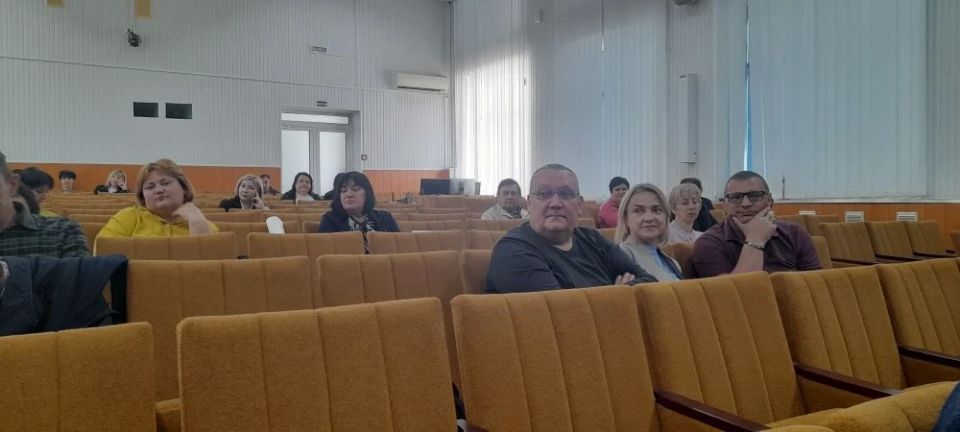 В Красногвардейском районе прошёл семинар по охране труда для агропромышленной сферы В Красногвардейском районе прошёл семинар по охране труда для агропромышленной сферы