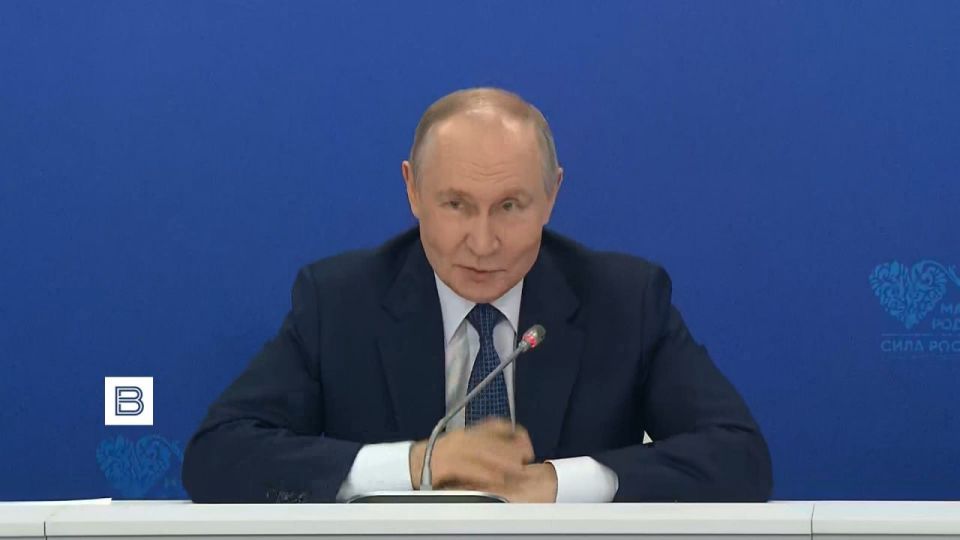 Непростые выборы, зона безопасности на границе и известный исход СВО: Владимир Путин выступил на церемонии вручения премии "Служение" и встретился с представителями муниципалитетов Непростые выборы, зона безопасности на границе и известный исход СВО: Владимир Путин выступил на церемонии вручения премии "Служение" и встретился с представителями муниципалитетов