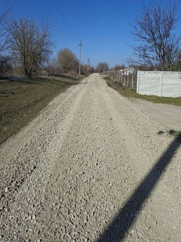 В Советском районе проводятся работы по профилированию гравийных дорог и ямочному ремонту согласно утвержденным графикам на 2026 год В Советском районе проводятся работы по профилированию гравийных дорог и ямочному ремонту согласно утвержденным графикам на 2026 год