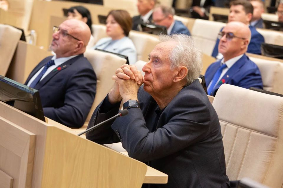 Владимир Константинов: На заседании Государственного Совета РК утвердили отчёт о результатах деятельности Совета министров Крыма за 2025 год Владимир Константинов: На заседании Государственного Совета РК утвердили отчёт о результатах деятельности Совета министров Крыма за 2025 год
