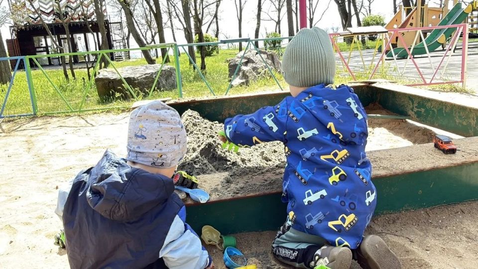 В Керчи продолжается системная работа по созданию комфортных условий для самых маленьких жителей нашего города В Керчи продолжается системная работа по созданию комфортных условий для самых маленьких жителей нашего города