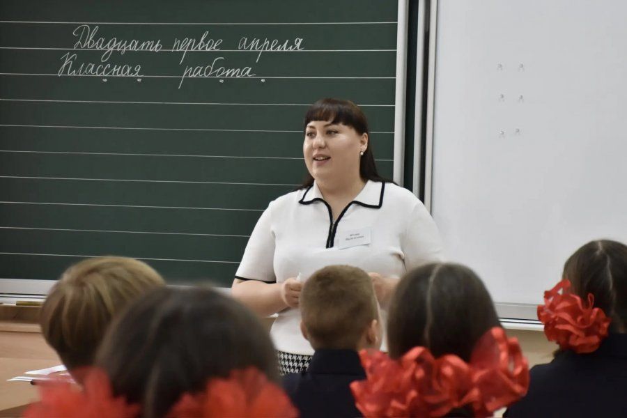 В Севастополе стартовал региональный этап Всероссийского конкурса «Лучший учитель родного языка и родной литературы» В Севастополе стартовал региональный этап Всероссийского конкурса «Лучший учитель родного языка и родной литературы»