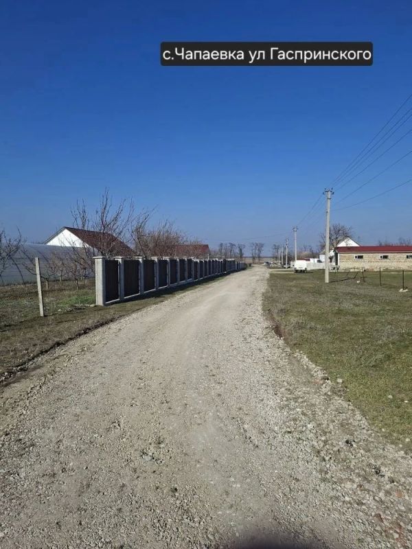 В Советском районе проводятся работы по профилированию гравийных дорог и ямочному ремонту согласно утвержденным графикам на 2026 год В Советском районе проводятся работы по профилированию гравийных дорог и ямочному ремонту согласно утвержденным графикам на 2026 год