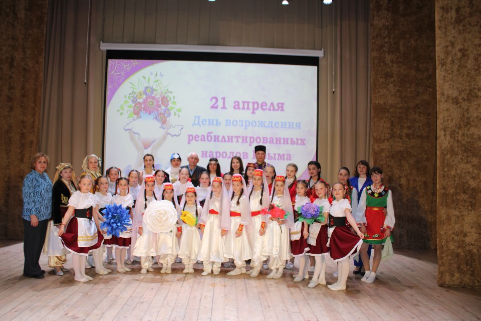 Праздничное мероприятие в честь 12-й годовщины Указа о поддержке национальных народов Праздничное мероприятие в честь 12-й годовщины Указа о поддержке национальных народов
