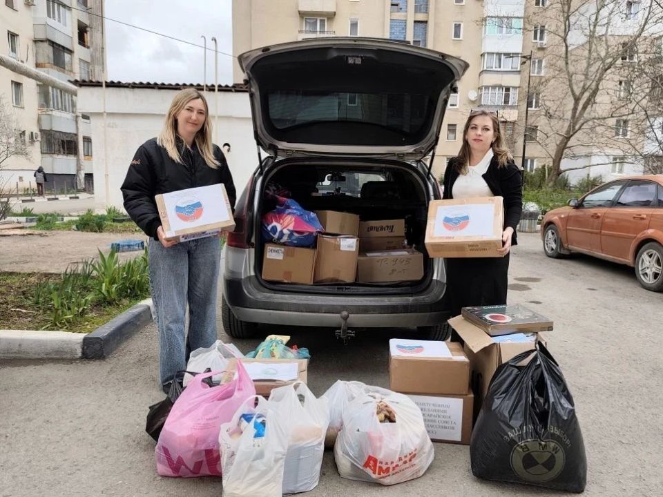 Администрация Бахчисарайского района выражает искреннюю благодарность коллективу Бахчисарайского цементного завода, активистам ученического самоуправления, МБОУ ДО "Центр дополнительного образования детей" и спортсменам за... Администрация Бахчисарайского района выражает искреннюю благодарность коллективу Бахчисарайского цементного завода, активистам ученического самоуправления, МБОУ ДО "Центр дополнительного образования детей" и спортсменам за...