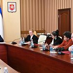 Аксёнов встретился с журналистами из стран Европы, Азии, Африки, Латинской Америки Аксёнов встретился с журналистами из стран Европы, Азии, Африки, Латинской Америки