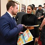 Аксёнов встретился с журналистами из стран Европы, Азии, Африки, Латинской Америки Аксёнов встретился с журналистами из стран Европы, Азии, Африки, Латинской Америки