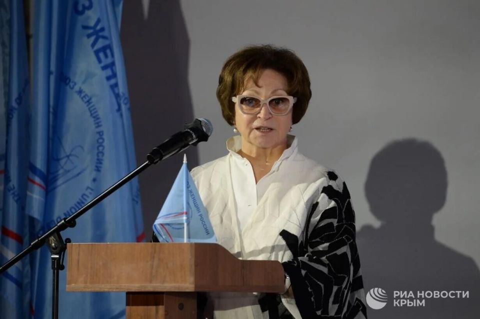 Мы сила: в Алуште собрался "Большой Женсовет" Мы сила: в Алуште собрался "Большой Женсовет"