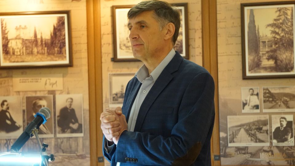 В Ялте подвели итоги XLVI Международной научно-практической конференции «Чеховские чтения» В Ялте подвели итоги XLVI Международной научно-практической конференции «Чеховские чтения»