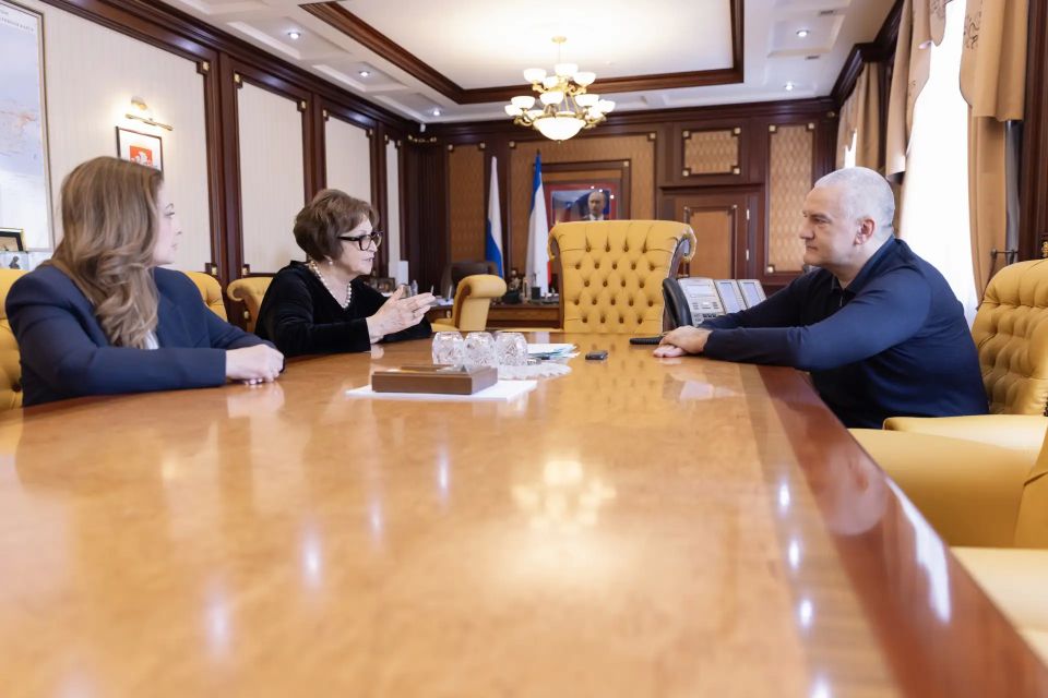 Сергей Аксёнов: В Крыму в эти дни проходит форум Союза женщин России «Большой Женсовет» – «Крымские зори»