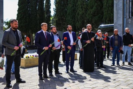 � ���� ������� ������ ����� �������� ����� � ��������� �������