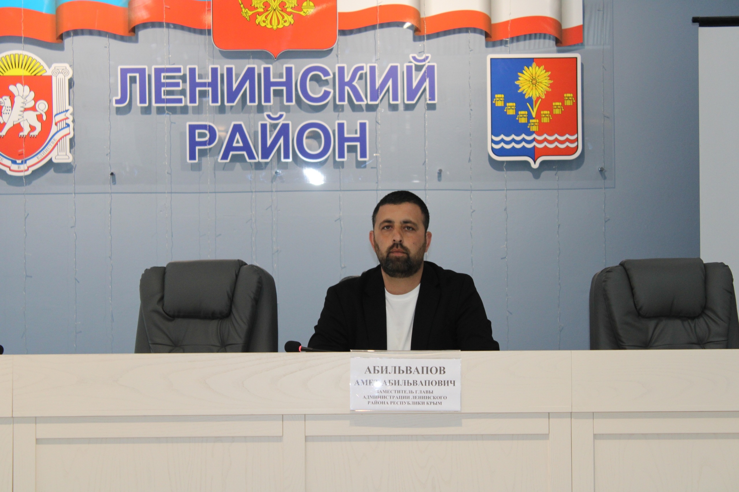Амет Абильвапов обсудил с религиозными лидерами сохранение межнационального мира
