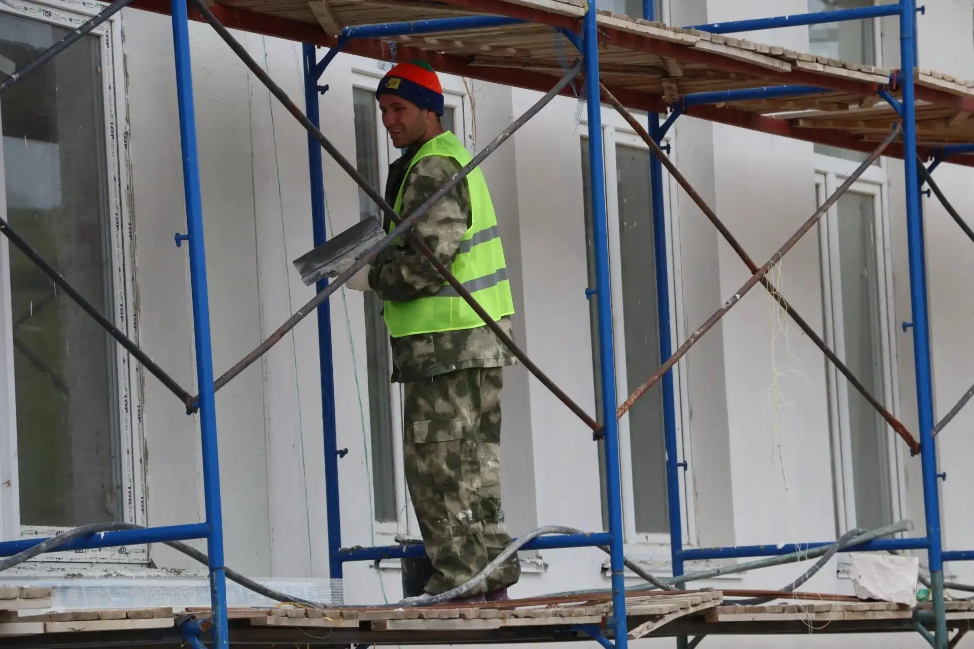 В Керчи с рабочим визитом побывал министр строительства и архитектуры Республики Крым Эдуард Щеголев В Керчи с рабочим визитом побывал министр строительства и архитектуры Республики Крым Эдуард Щеголев