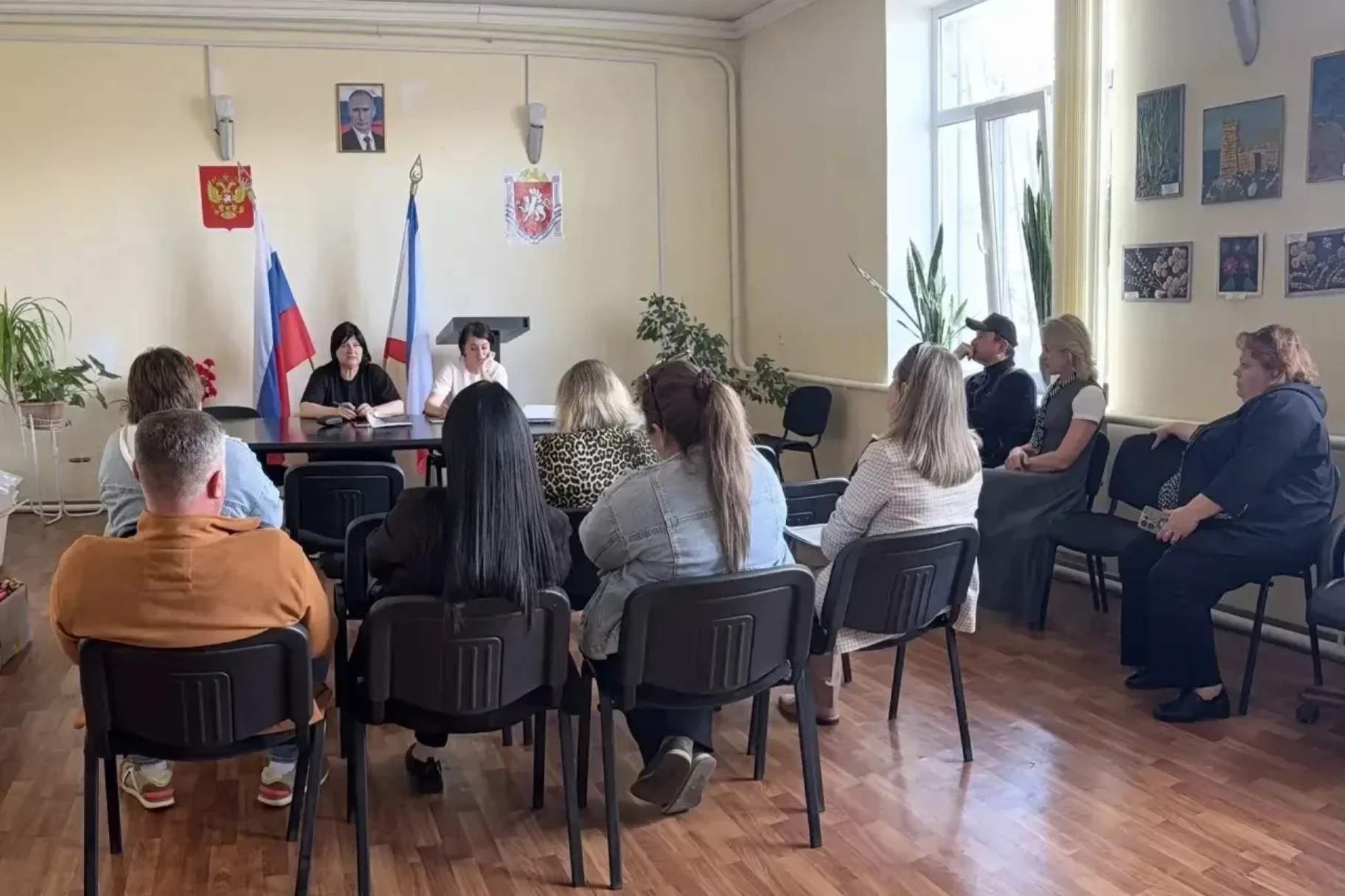 Глава администрации Анжелика Ястребова провела рабочую встречу в Почтовском поселении