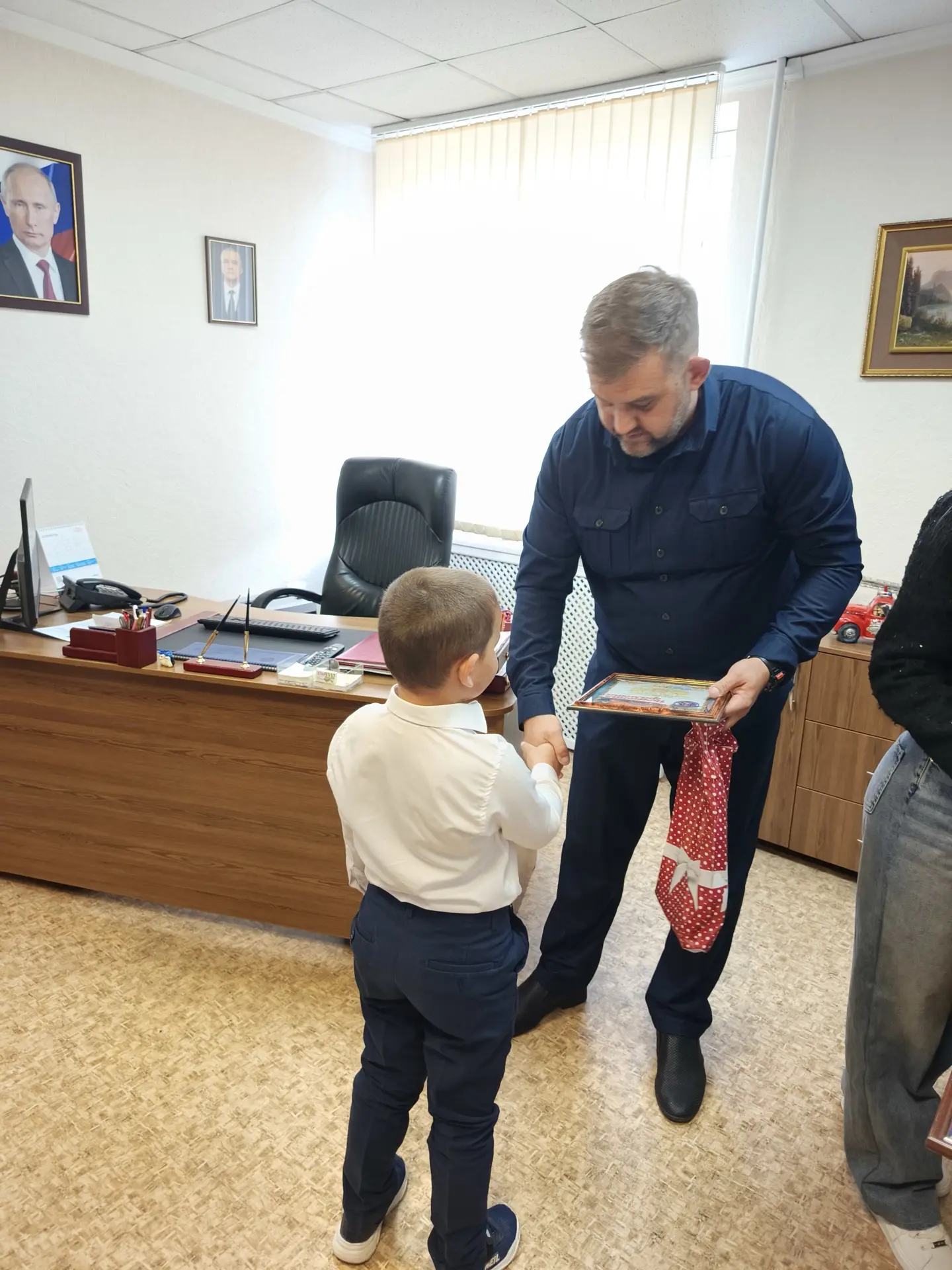 Сегодня в подведомственном учреждении МЧС Республики Крым ГКУ РК "Пожарная охрана Республики Крым" состаялось награждение по итогам конкурсов проведенных в этому году ко Дню пожарной охраны России Сегодня в подведомственном учреждении МЧС Республики Крым ГКУ РК "Пожарная охрана Республики Крым" состаялось награждение по итогам конкурсов проведенных в этому году ко Дню пожарной охраны России