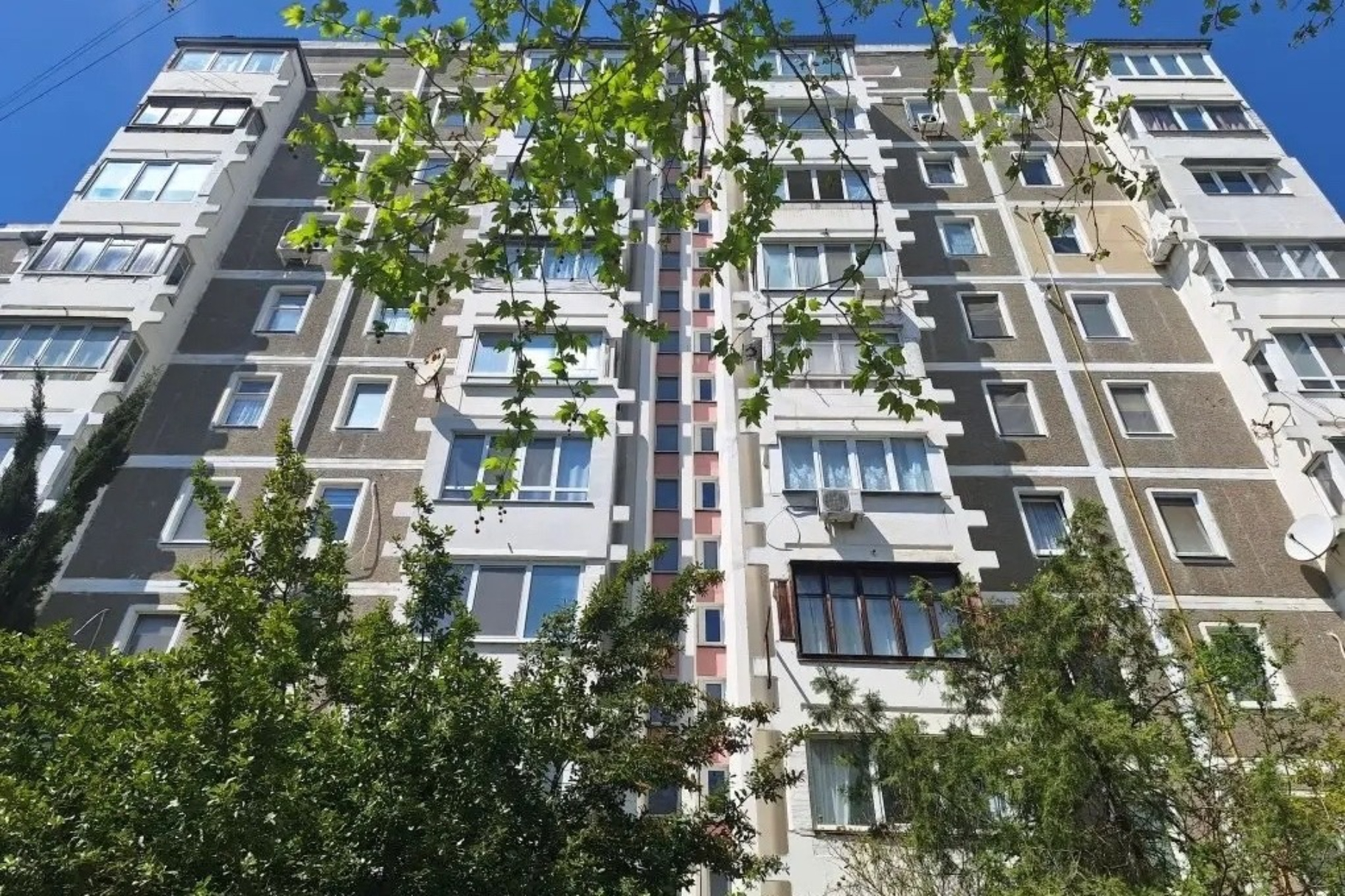 Руководители Ялты совместно с депутатами Ялтинского горсовета продолжают обходы МКД