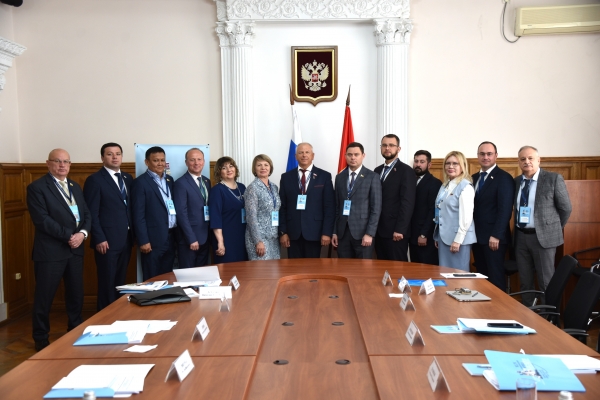 Комитет ЮРПА по законодательству, государственному строительству и местному самоуправлению поддержал инициативы крымского парламента Комитет ЮРПА по законодательству, государственному строительству и местному самоуправлению поддержал инициативы крымского парламента
