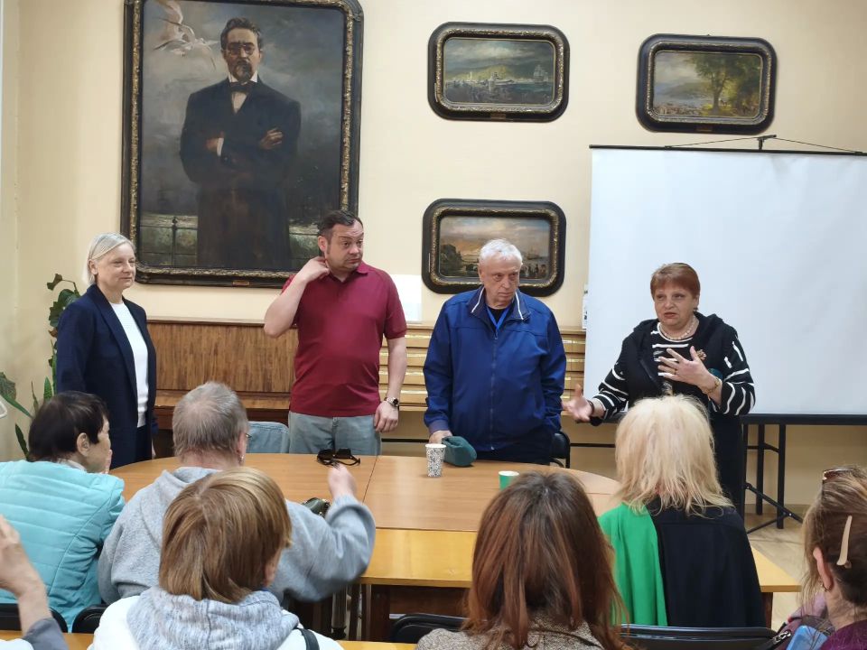Ялтинские архивисты организовали встречу с писателями в Центральной городской библиотеке имени А.П. Чехова Ялтинские архивисты организовали встречу с писателями в Центральной городской библиотеке имени А.П. Чехова