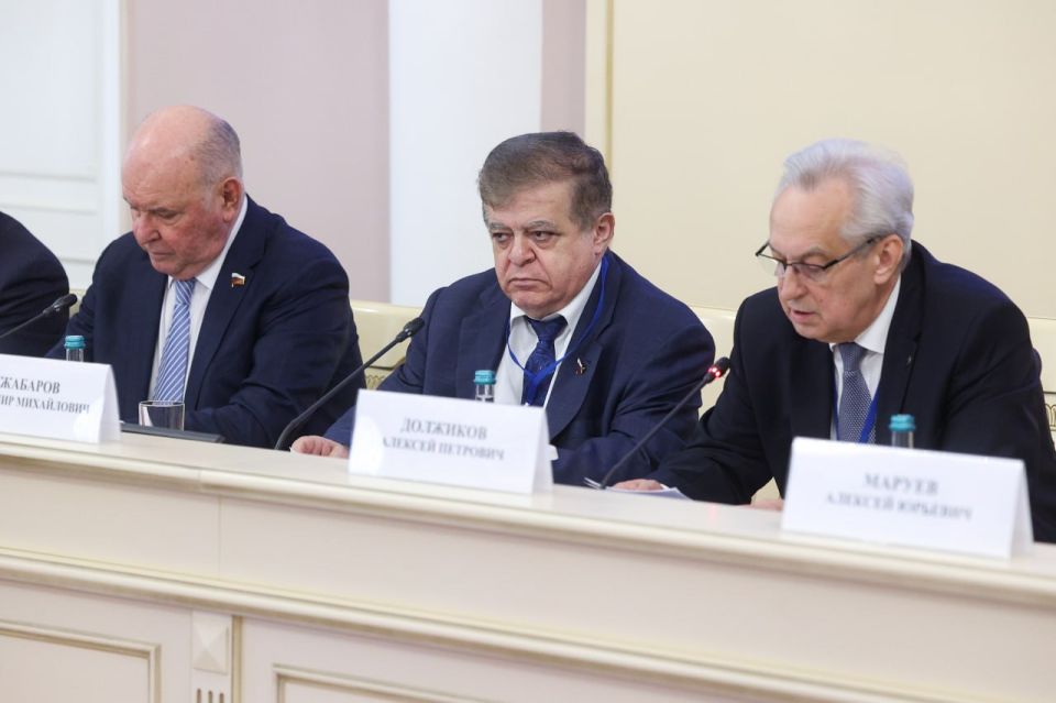 Сенаторы Российской Федерации приняли участие в работе постоянных комиссий МПА СНГ и заседании Молодежной межпарламентской ассамблеи Сенаторы Российской Федерации приняли участие в работе постоянных комиссий МПА СНГ и заседании Молодежной межпарламентской ассамблеи