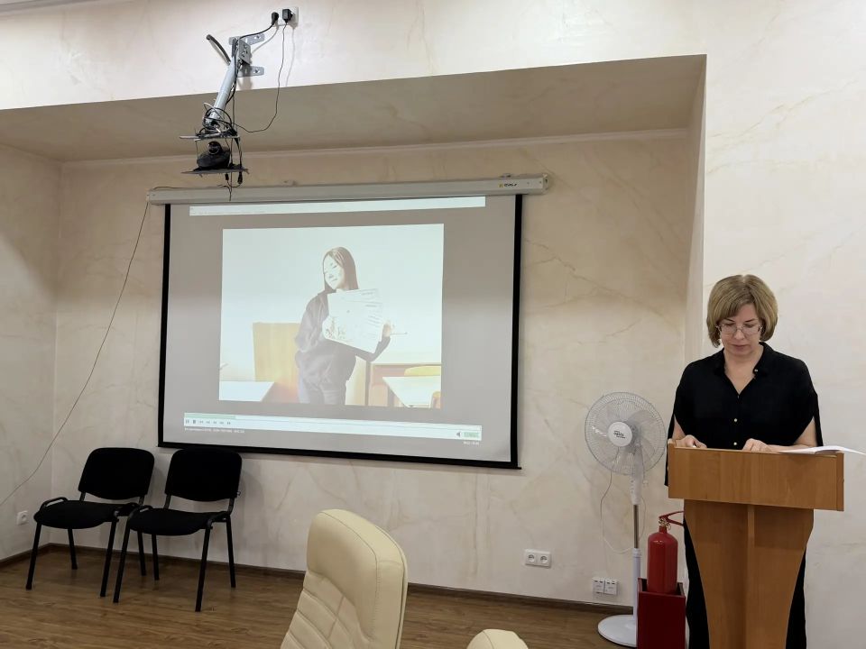 Светлана Савченко приняла участие в заседании комитета Всероссийского конкурса "Семья года" Светлана Савченко приняла участие в заседании комитета Всероссийского конкурса "Семья года"