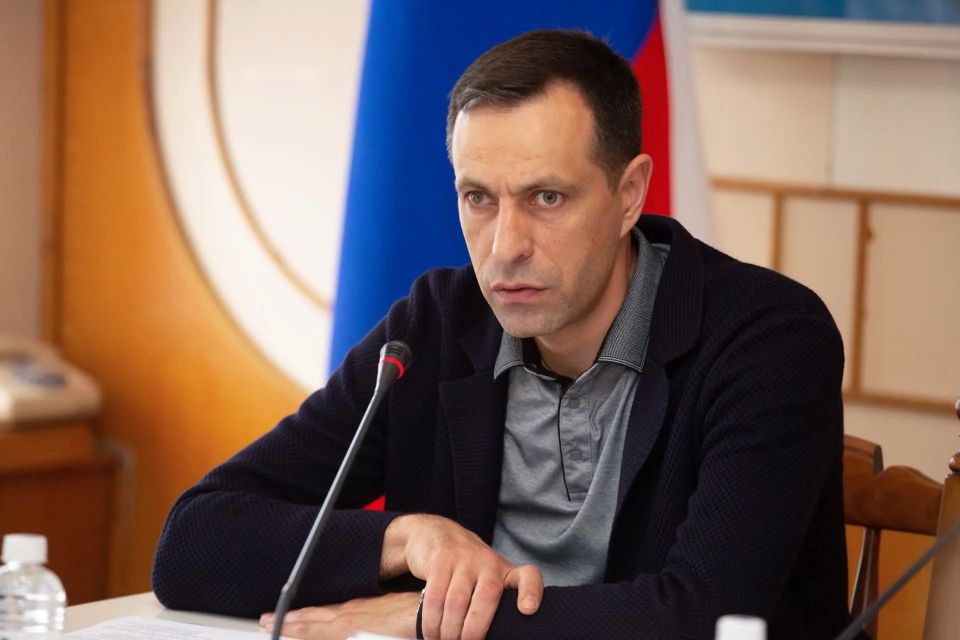 Комитет по государственному строительству и местному самоуправлению рассмотрел кандидатуры в новый состав Общественной палаты Республики Крым Комитет по государственному строительству и местному самоуправлению рассмотрел кандидатуры в новый состав Общественной палаты Республики Крым