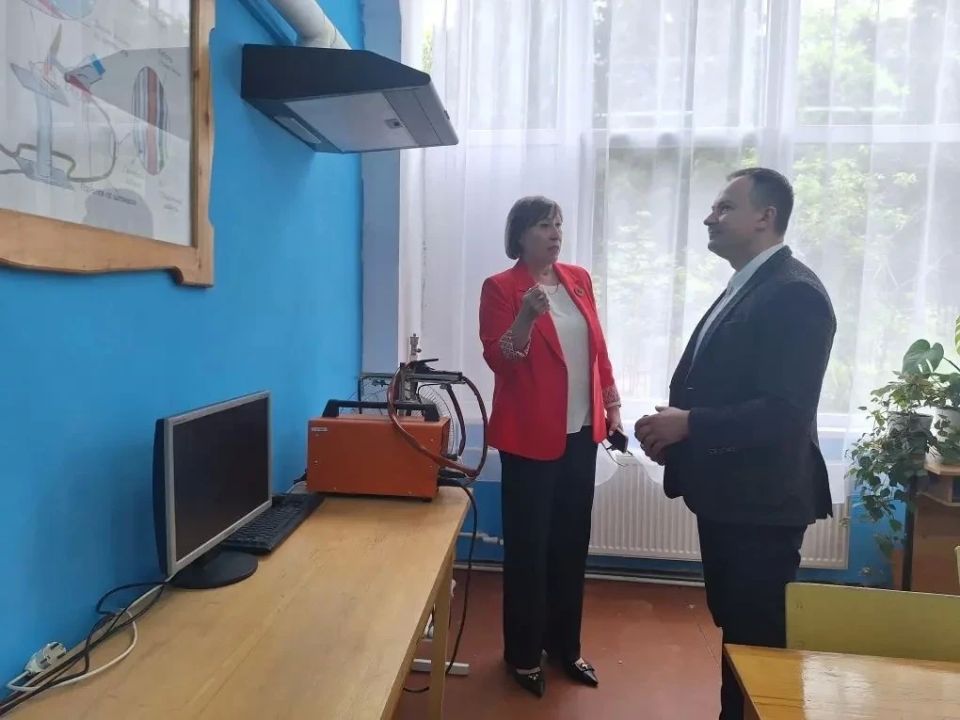 Первые шаги в профессию: для ялтинских школьников запускают новый предпрофессиональный проект Первые шаги в профессию: для ялтинских школьников запускают новый предпрофессиональный проект