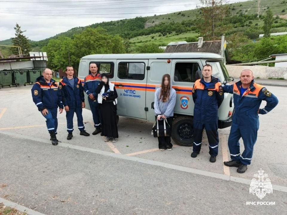 Две девочки заблудились во время экскурсии в Бахчисарайском районе