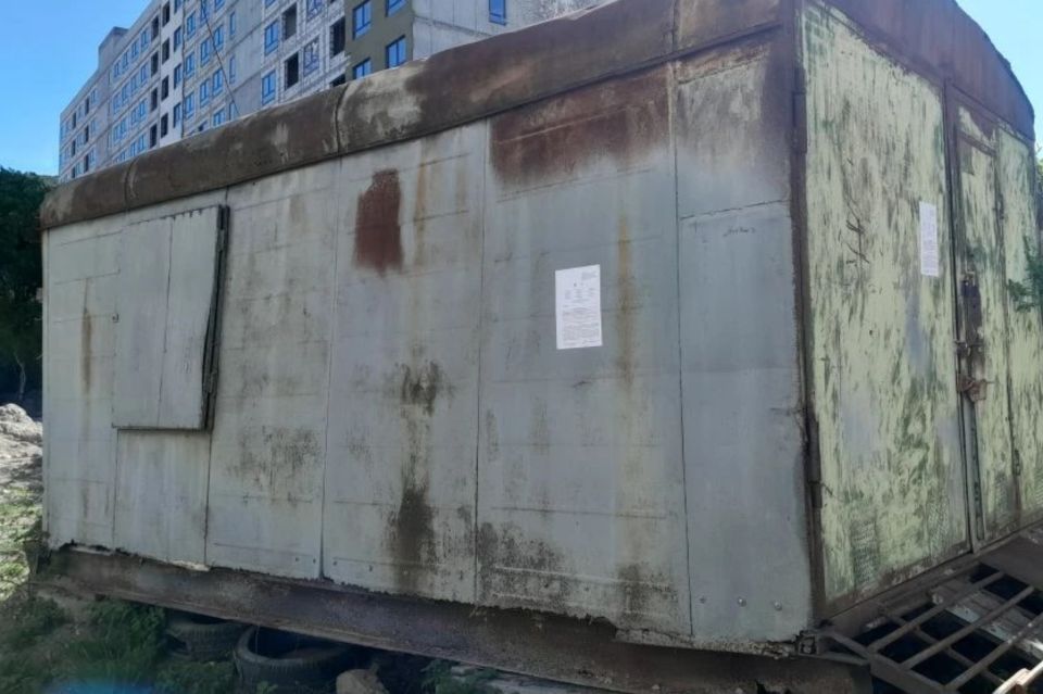 Перечень незаконно размещенных нестационарных объектов