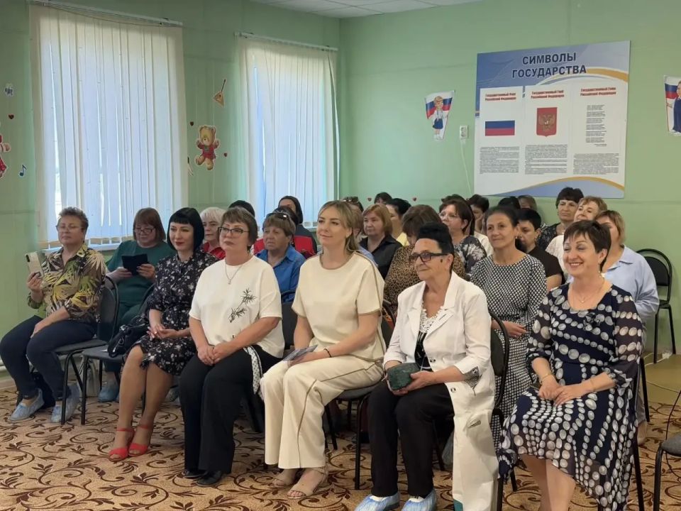 В Джанкойском районе торжественно открыли Год дошкольного образования В Джанкойском районе торжественно открыли Год дошкольного образования