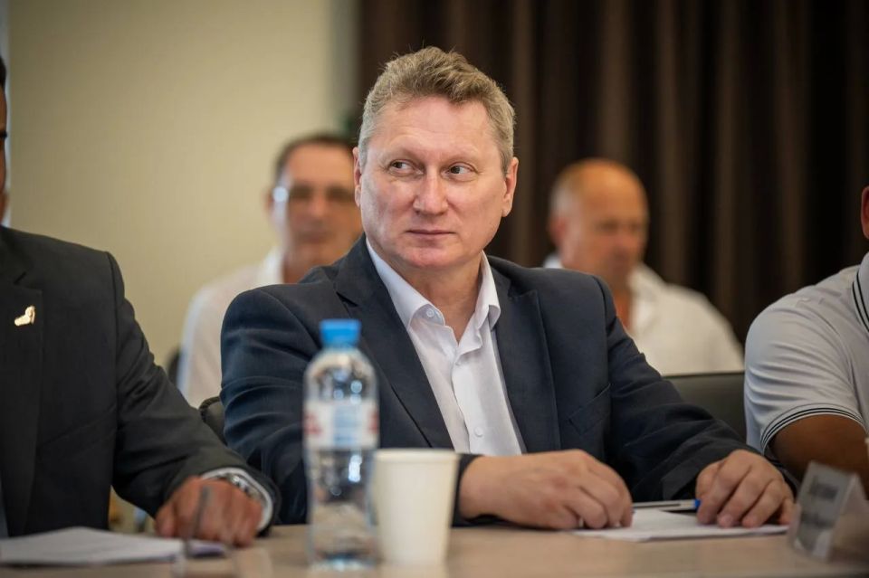 Владимир Сальдо: Провёл встречу предпринимателями региона Владимир Сальдо: Провёл встречу предпринимателями региона