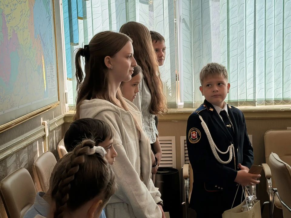 Сквозь годы и поколения: память о Победе живет в сердцах детей Сквозь годы и поколения: память о Победе живет в сердцах детей