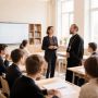 В Крыму прокомментировали идею о штатных священниках в школах