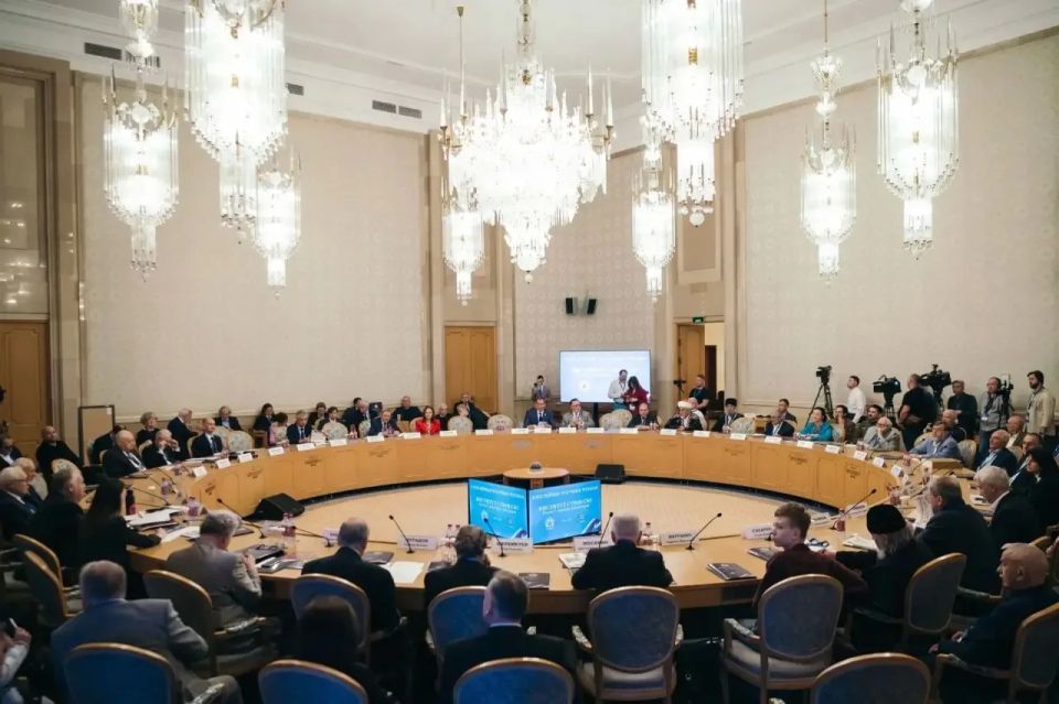 Мария Литовко: По поручению Губернатора Севастополя Михаила Владимировича Развожаева приняла участие в Юбилейных чтениях, приуроченных к 30-летию со дня основания Института стран СНГ Мария Литовко: По поручению Губернатора Севастополя Михаила Владимировича Развожаева приняла участие в Юбилейных чтениях, приуроченных к 30-летию со дня основания Института стран СНГ