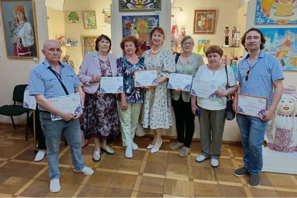 Открытие выставки в рамках Всекрымского смотра-конкурса любительского искусства "Ступени мастерства"