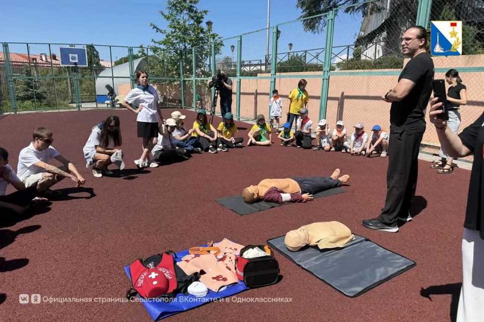Воспитанники севастопольского соцприюта научились оказывать первую помощь