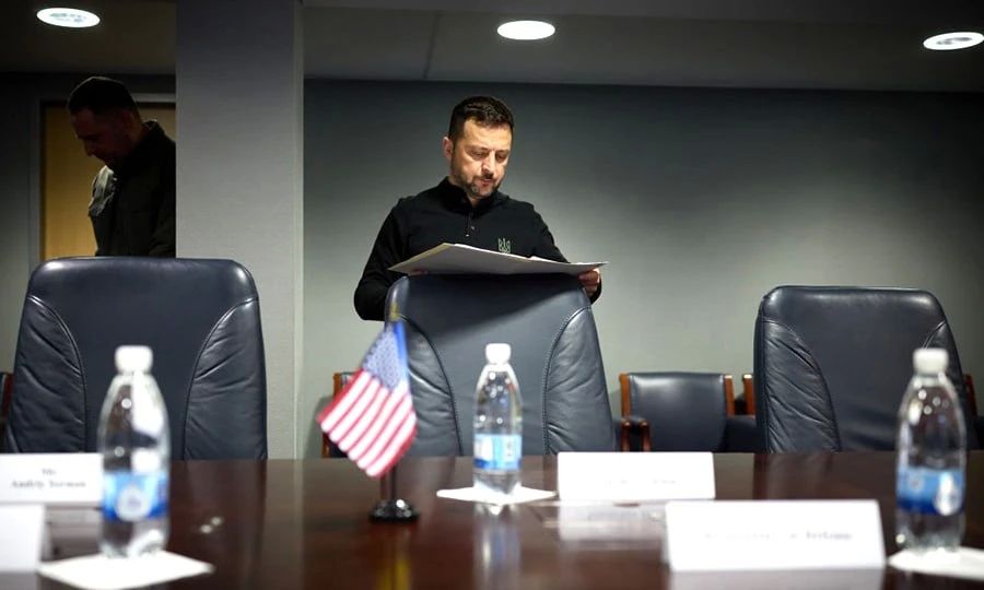 Зеленскому* в письме Трампу следовало просить о переговорах