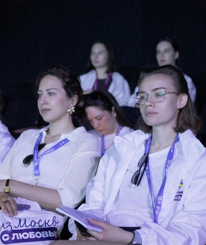 Молодежный совет Росприроднадзора принял участие в летней школе «Молодежь в культуре», которая прошла в арт-кластере «Таврида» в Крыму при поддержке Росмолодежи Молодежный совет Росприроднадзора принял участие в летней школе «Молодежь в культуре», которая прошла в арт-кластере «Таврида» в Крыму при поддержке Росмолодежи