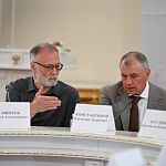 Заседание Ливадийского клуба прошло в рамках международного фестиваля "Великое русское слово" Заседание Ливадийского клуба прошло в рамках международного фестиваля "Великое русское слово"