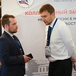 Заседание Ливадийского клуба прошло в рамках международного фестиваля "Великое русское слово" Заседание Ливадийского клуба прошло в рамках международного фестиваля "Великое русское слово"