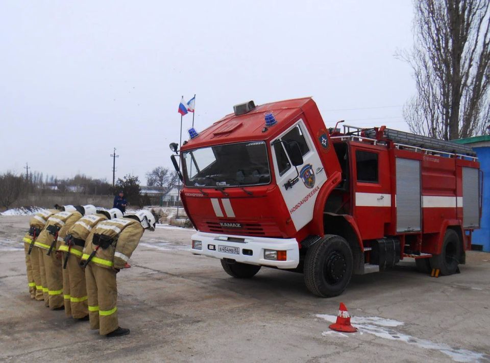 10 июня - День рождения Российского пожарного автомобиля! 10 июня - День рождения Российского пожарного автомобиля!
