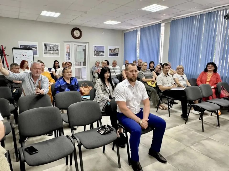 Час предпринимательства: встреча с бизнес-сообществом г.Саки Час предпринимательства: встреча с бизнес-сообществом г.Саки