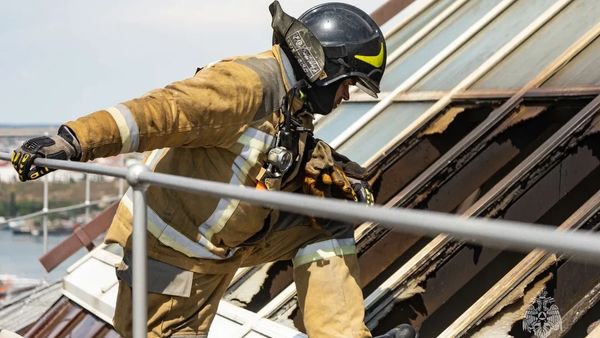 Пожар в здании Панорамы в Севастополе потушили