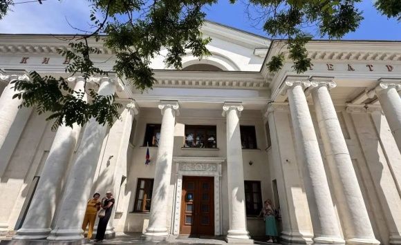 Ретрокинотеатр «Украина» в Севастополе переименуют Ретрокинотеатр «Украина» в Севастополе переименуют