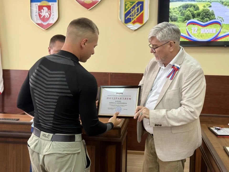 Ключи от благоустроенного жилья: ещё пятерым жителям из числа детей-сирот вручены ключи квартир Ключи от благоустроенного жилья: ещё пятерым жителям из числа детей-сирот вручены ключи квартир