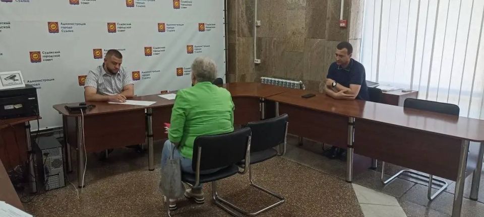 Кирилл Чебышев: Провел традиционный прием граждан в администрации города Судака Кирилл Чебышев: Провел традиционный прием граждан в администрации города Судака