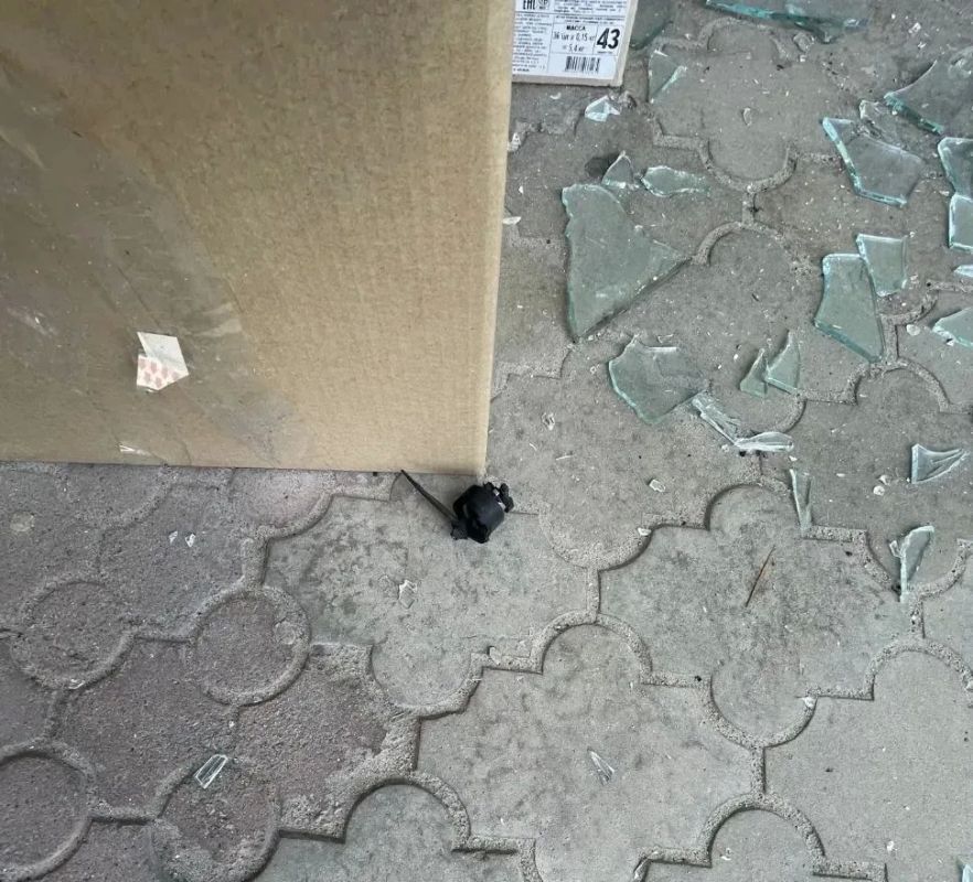 ВСУ ударили беспилотником по центральному рынку в Сватово в ЛНР – пострадали 7 человек ВСУ ударили беспилотником по центральному рынку в Сватово в ЛНР – пострадали 7 человек